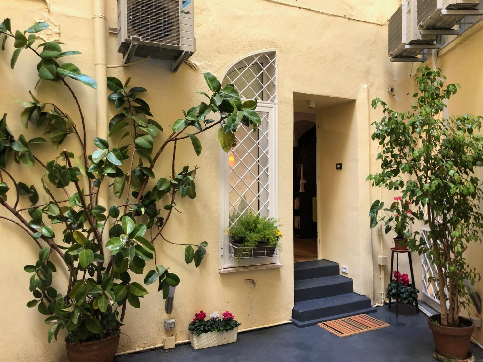 רומא Lata Rana Colosseum Luxury Loft מראה חיצוני תמונה