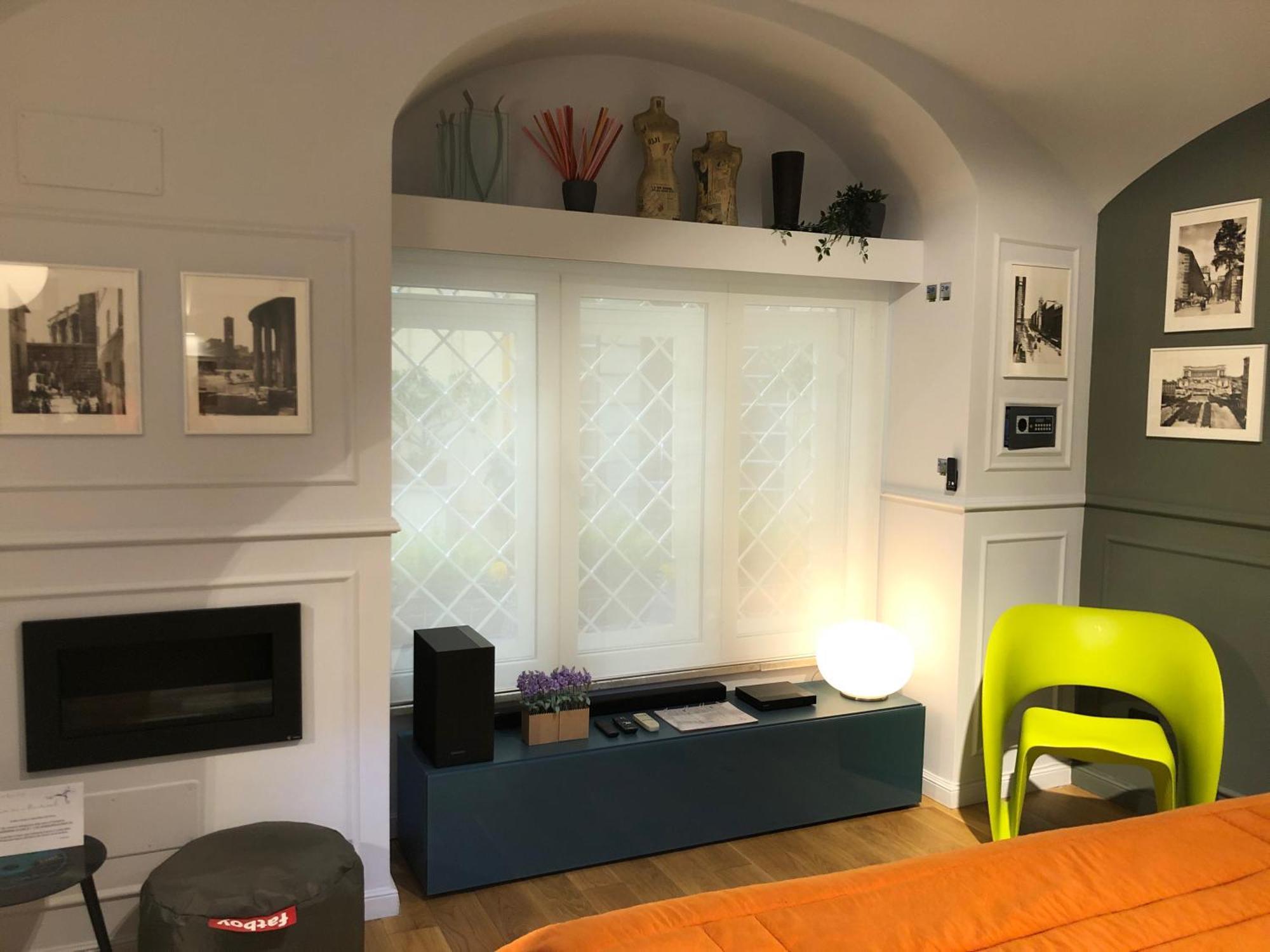 רומא Lata Rana Colosseum Luxury Loft מראה חיצוני תמונה