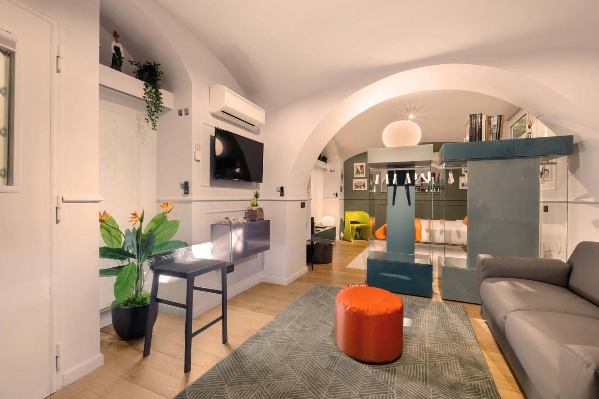 רומא Lata Rana Colosseum Luxury Loft מראה חיצוני תמונה